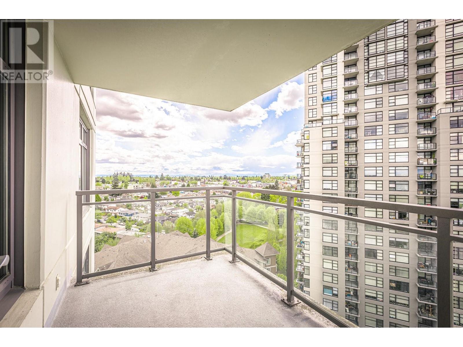 Listing Picture 19 of 40 : 1602 3660 VANNESS AVENUE, Vancouver / 溫哥華 - 魯藝地產 Yvonne Lu Group - MLS Medallion Club Member