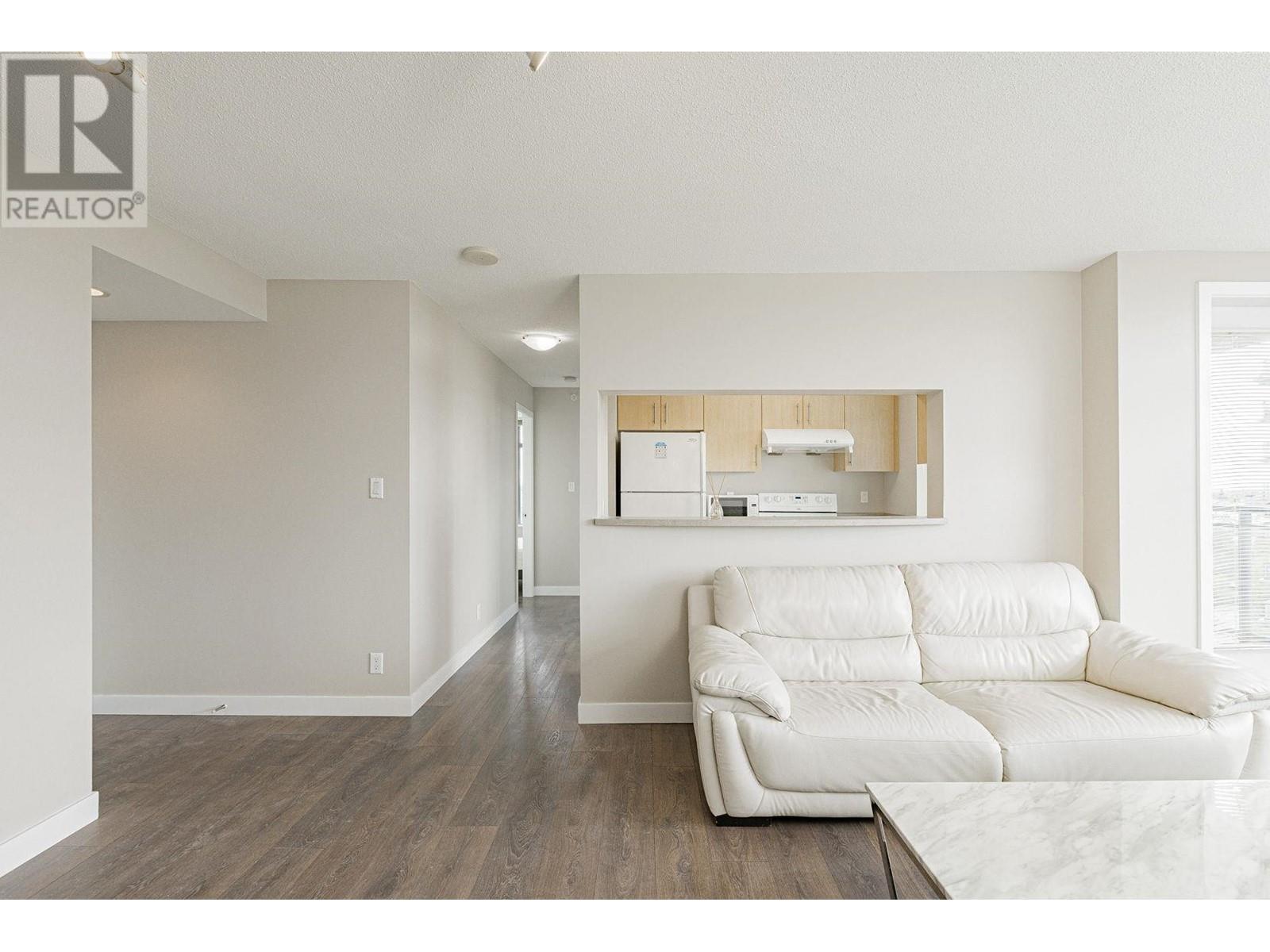 Listing Picture 4 of 40 : 1602 3660 VANNESS AVENUE, Vancouver / 溫哥華 - 魯藝地產 Yvonne Lu Group - MLS Medallion Club Member