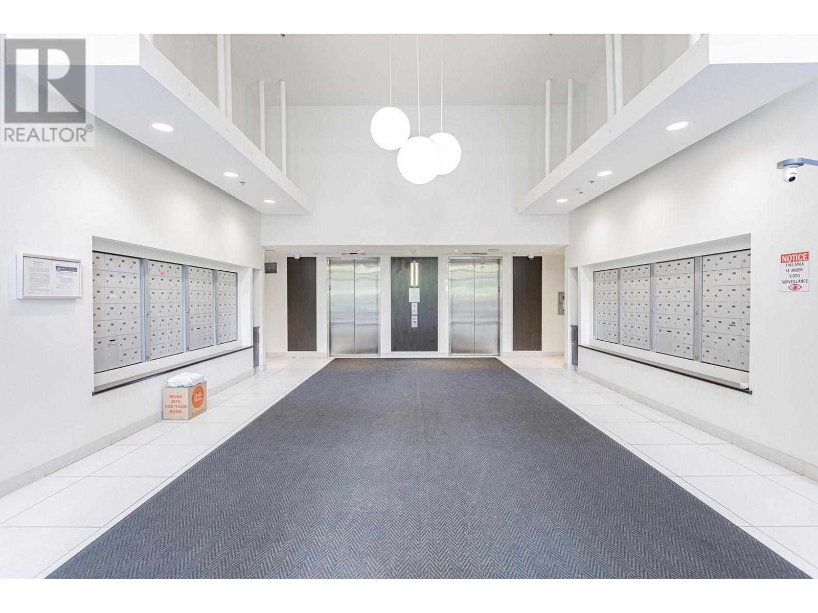 Listing Picture 30 of 40 : 1602 3660 VANNESS AVENUE, Vancouver / 溫哥華 - 魯藝地產 Yvonne Lu Group - MLS Medallion Club Member