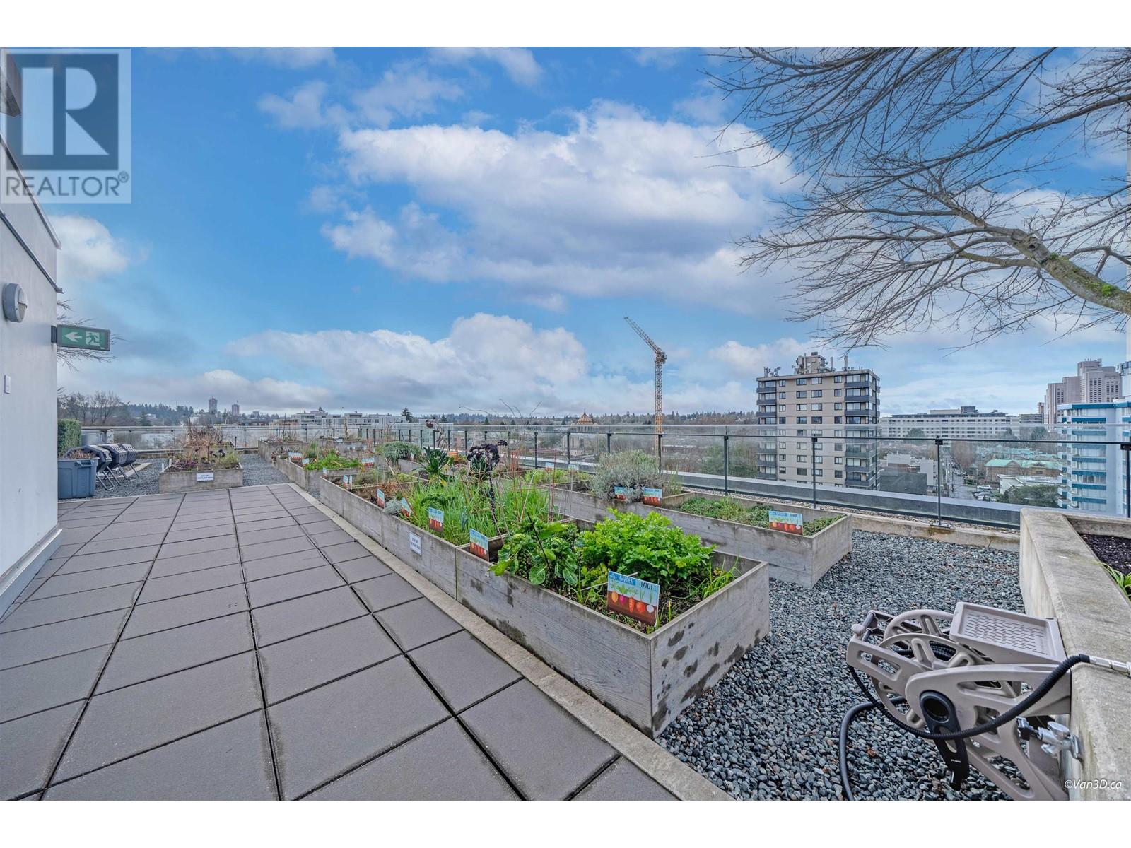 Listing Picture 20 of 23 : 215 2888 CAMBIE STREET, Vancouver / 溫哥華 - 魯藝地產 Yvonne Lu Group - MLS Medallion Club Member