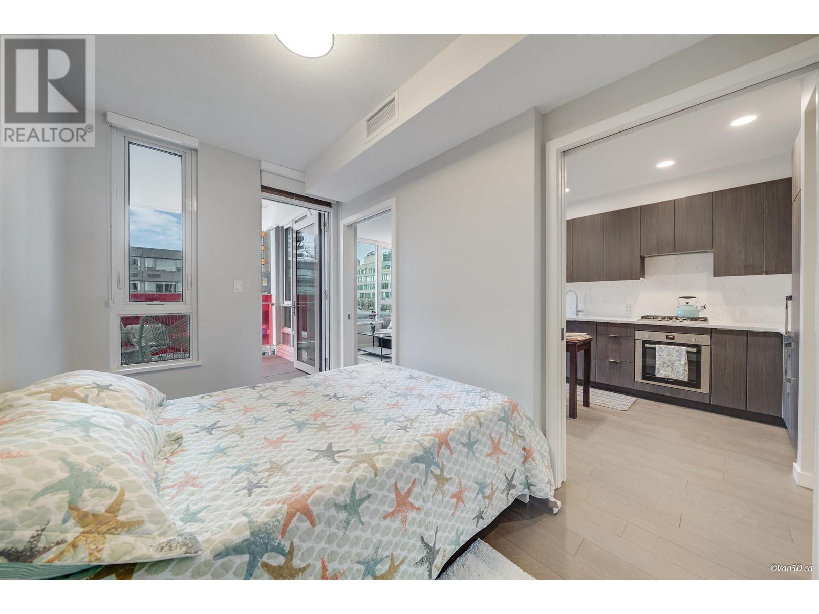 Listing Picture 9 of 23 : 215 2888 CAMBIE STREET, Vancouver / 溫哥華 - 魯藝地產 Yvonne Lu Group - MLS Medallion Club Member