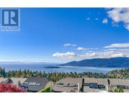 5446 MEADFEILD LANE, West Vancouver, British Columbia