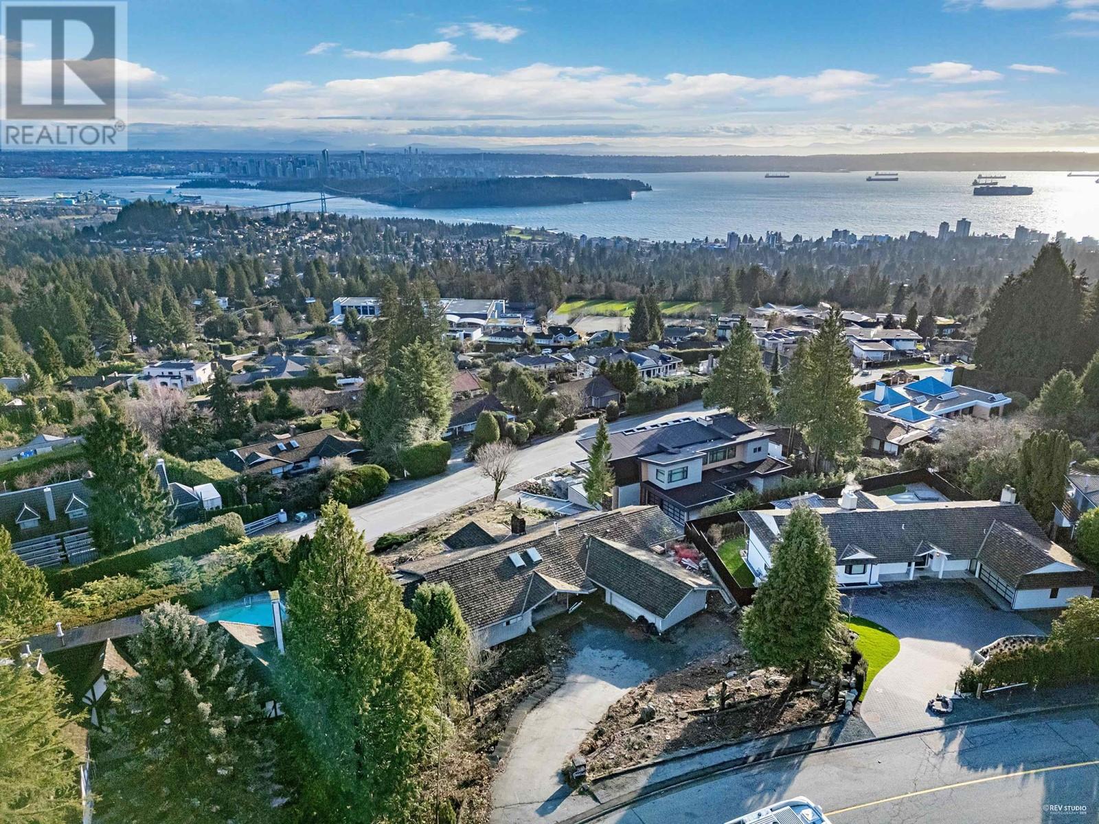 1364 Chartwell Drive, West Vancouver, British Columbia  V7S 2R5 - Photo 7 - R2957627