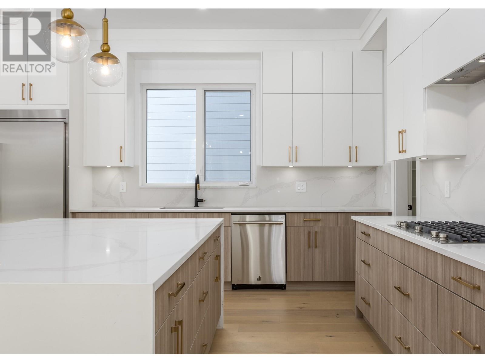 1 3385 Mamquam Road, Squamish, British Columbia  V8B 0E3 - Photo 10 - R2957656