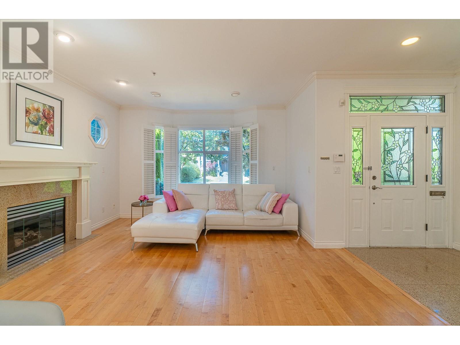 2818 W 19th Avenue, Vancouver, British Columbia  V6L 1E5 - Photo 4 - R2957624