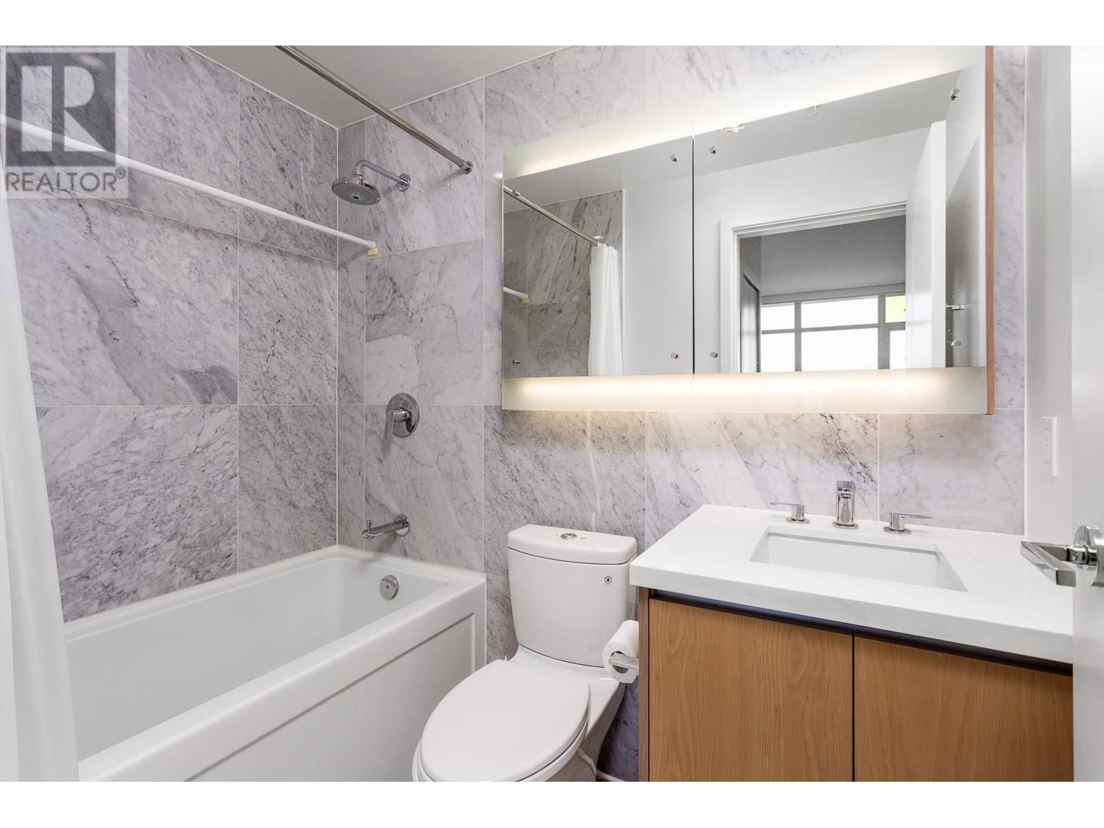 Listing Picture 11 of 24 : 3009 6588 NELSON AVENUE, Burnaby / 本拿比 - 魯藝地產 Yvonne Lu Group - MLS Medallion Club Member