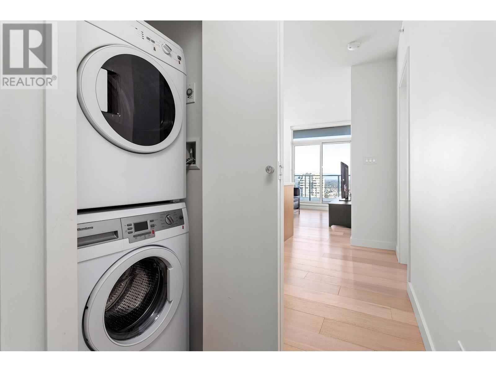 Listing Picture 17 of 24 : 3009 6588 NELSON AVENUE, Burnaby / 本拿比 - 魯藝地產 Yvonne Lu Group - MLS Medallion Club Member