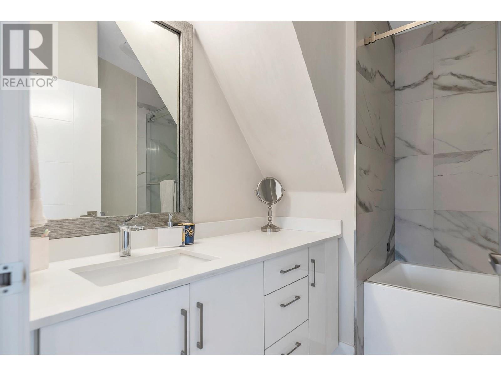 3810 Fleming Street, Vancouver, British Columbia  V5N 3W2 - Photo 23 - R2957546