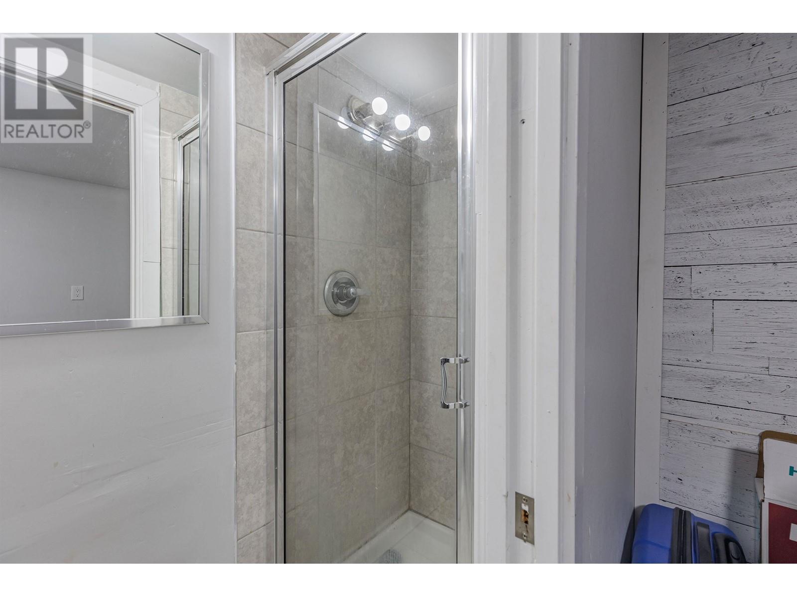 246 Osborne Avenue, New Westminster, British Columbia  V3L 1Y8 - Photo 23 - R2957472