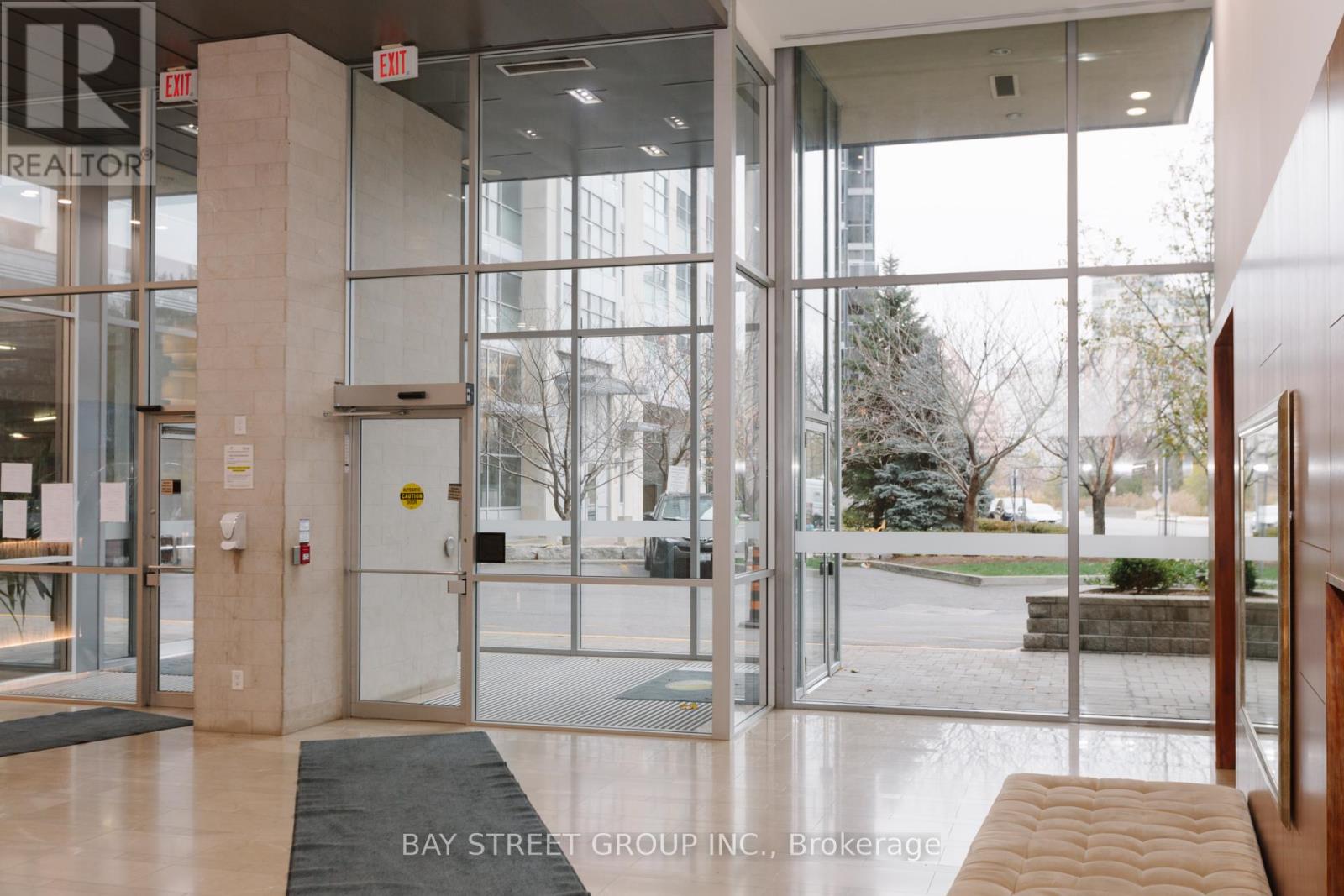 Property at 3208 - 225 WEBB DRIVE image 4