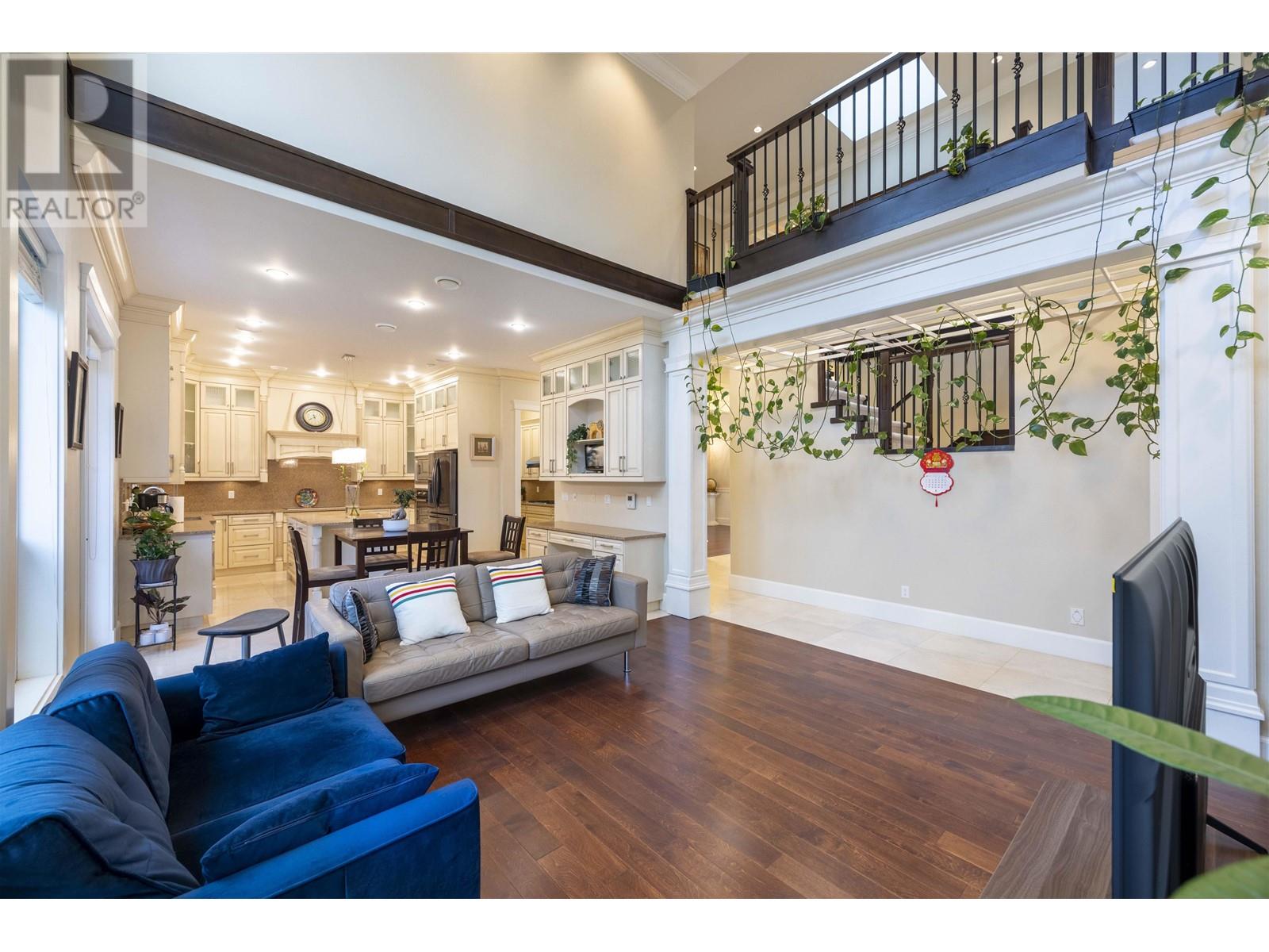 Listing Picture 6 of 26 : 9511 KIRKMOND CRESCENT, Richmond / 烈治文 - 魯藝地產 Yvonne Lu Group - MLS Medallion Club Member