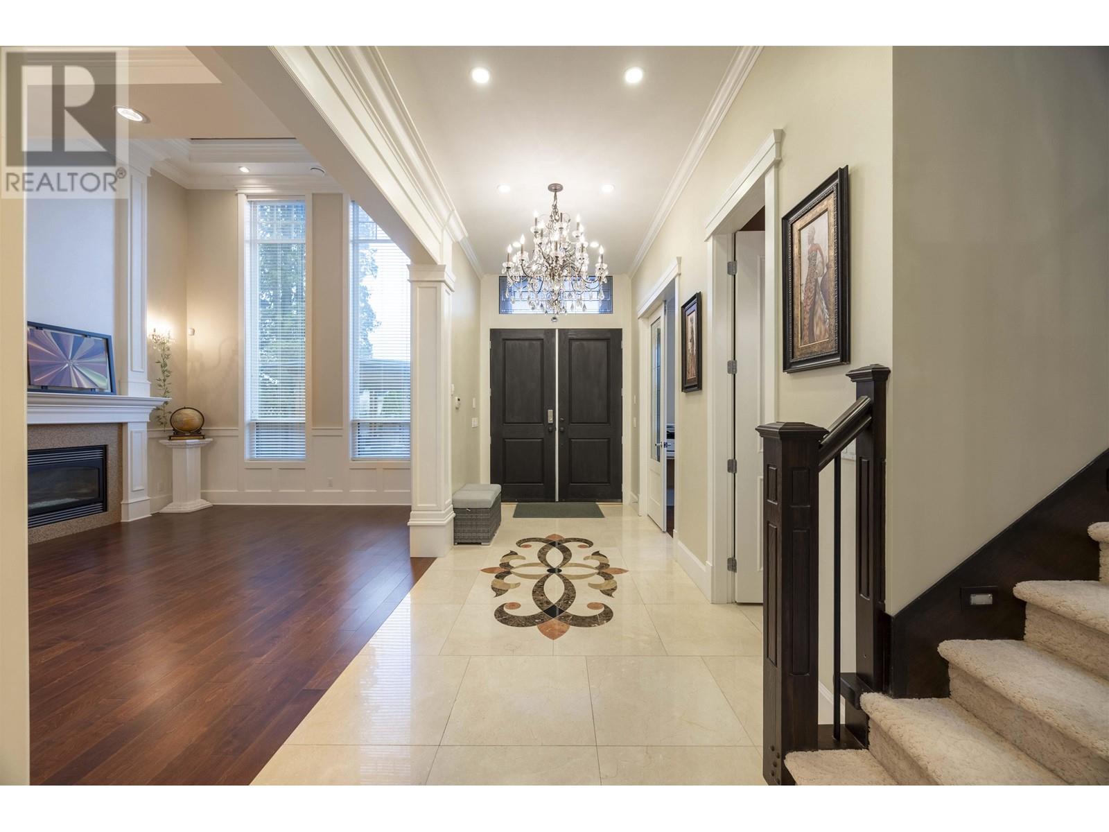 Listing Picture 3 of 26 : 9511 KIRKMOND CRESCENT, Richmond / 烈治文 - 魯藝地產 Yvonne Lu Group - MLS Medallion Club Member