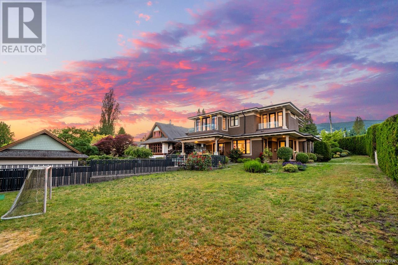 1208 Haywood Avenue, West Vancouver, British Columbia  V7T 1V1 - Photo 4 - R2957295