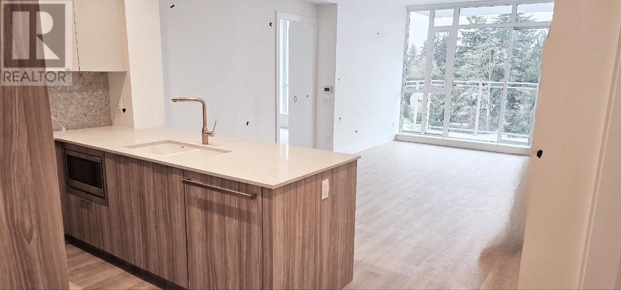 401 2385 Emery Court, North Vancouver, British Columbia V7J 0G1 - Photo 4 - R2957705