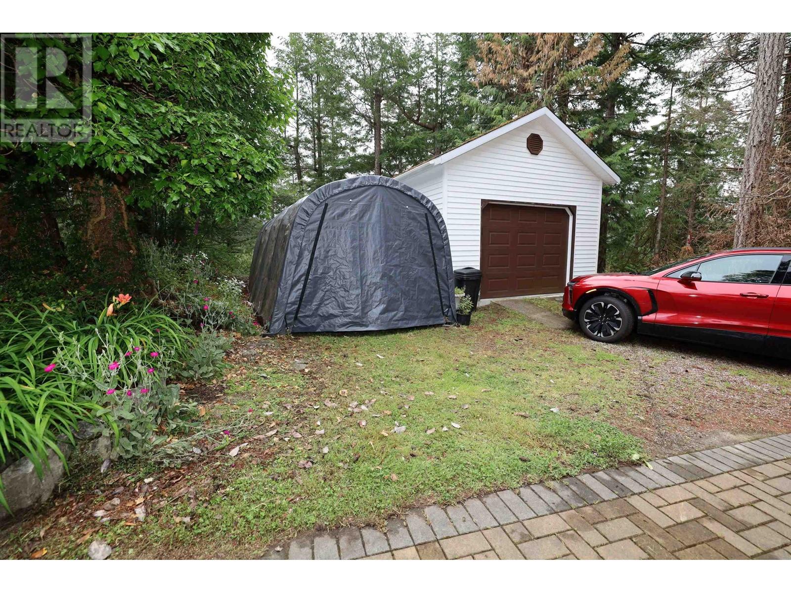 4478 Rondeview Road, Pender Harbour, British Columbia  V0N 2H1 - Photo 20 - R2957707