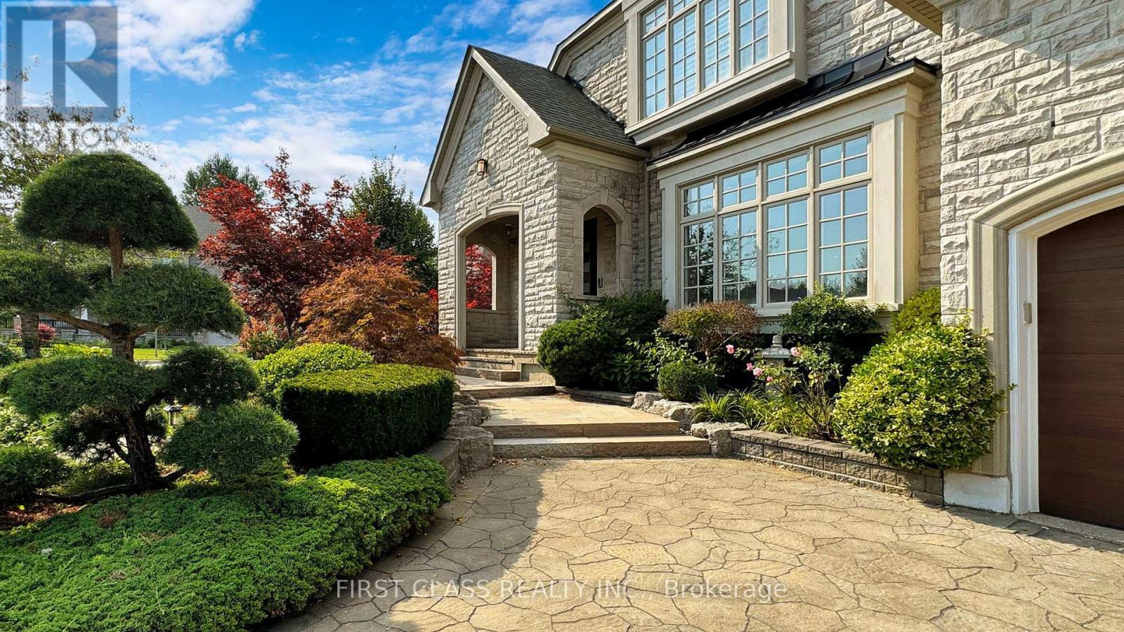Property at 1 ERNIE AMSLER COURT image 2