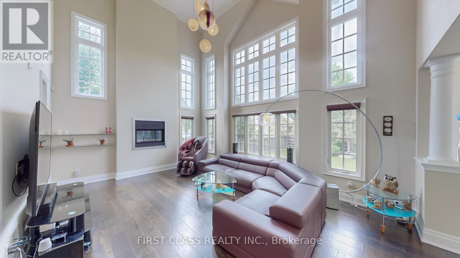Property at 1 ERNIE AMSLER COURT image 4