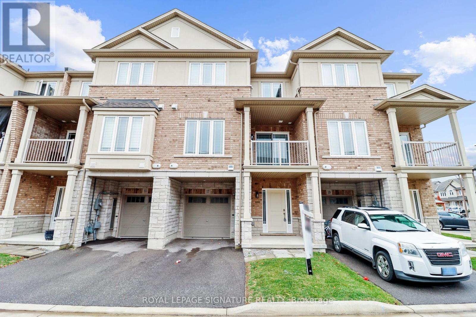 17 Laguna Village Crescent, Hamilton, Ontario  L8M 3M7 - Photo 7 - X11930177