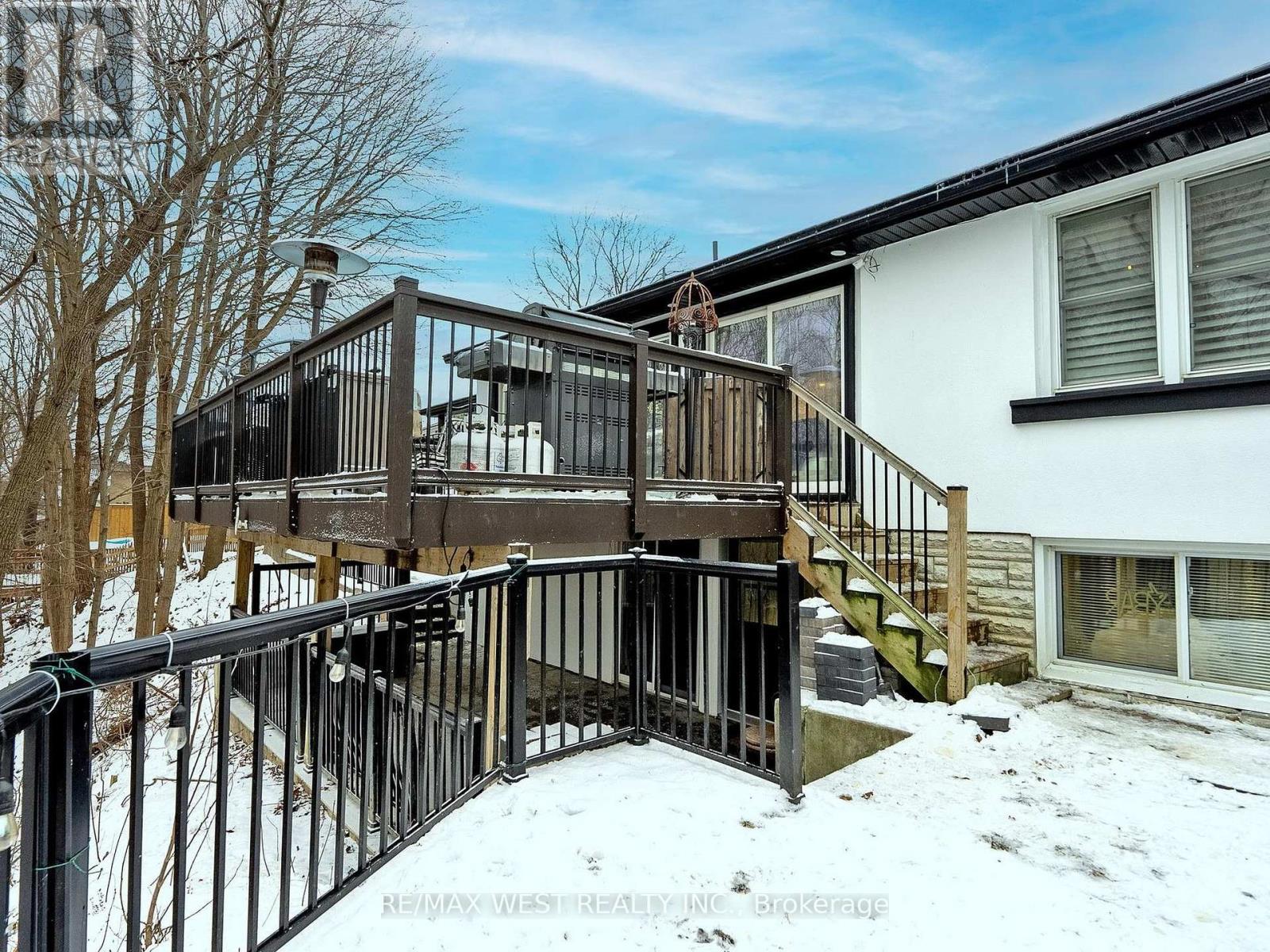 120 Hadrian Drive, Toronto, Ontario  M9W 1V4 - Photo 29 - W11930197