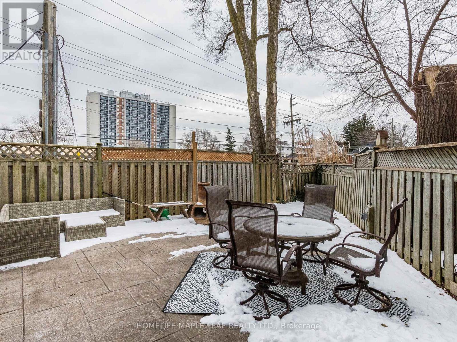 40 Park Street W, Mississauga, Ontario  L5H 1G7 - Photo 39 - W11929841