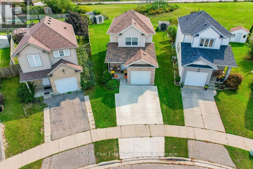 128 Henhoeffer Crescent, Kitchener, Ontario  N2E 4H3 - Photo 37 - X11930261