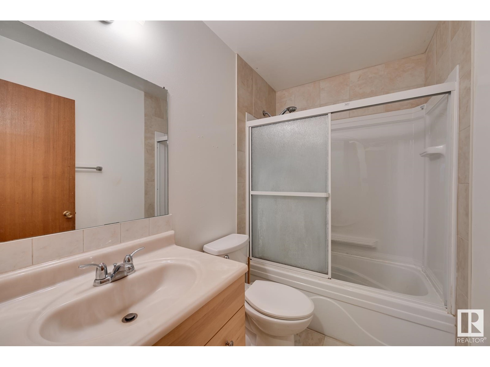 9351 106a Av Nw, Edmonton, Alberta  T5H 0S6 - Photo 23 - E4418492