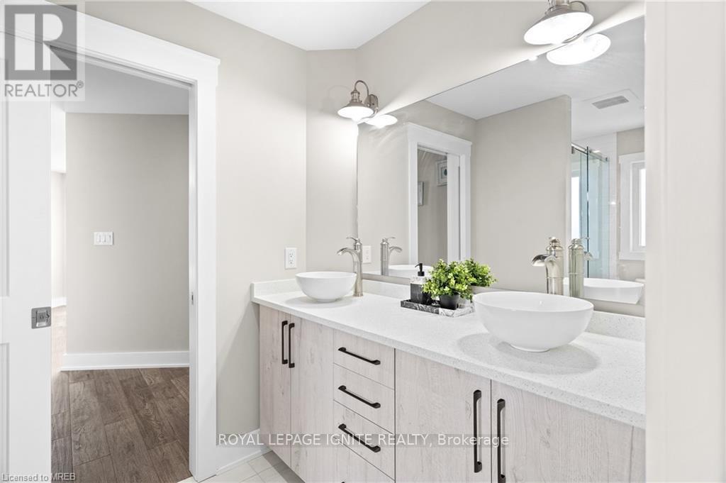 263 Memorial Park Drive, Welland, Ontario  L3B 0E3 - Photo 28 - X11930092