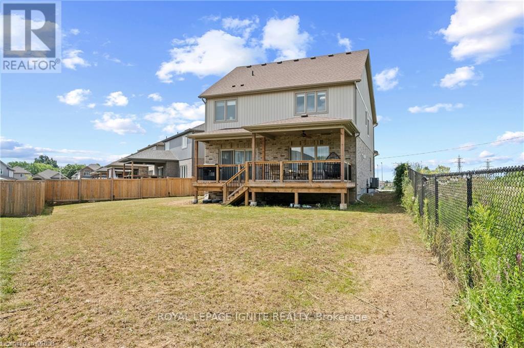 263 Memorial Park Drive, Welland, Ontario  L3B 0E3 - Photo 33 - X11930092