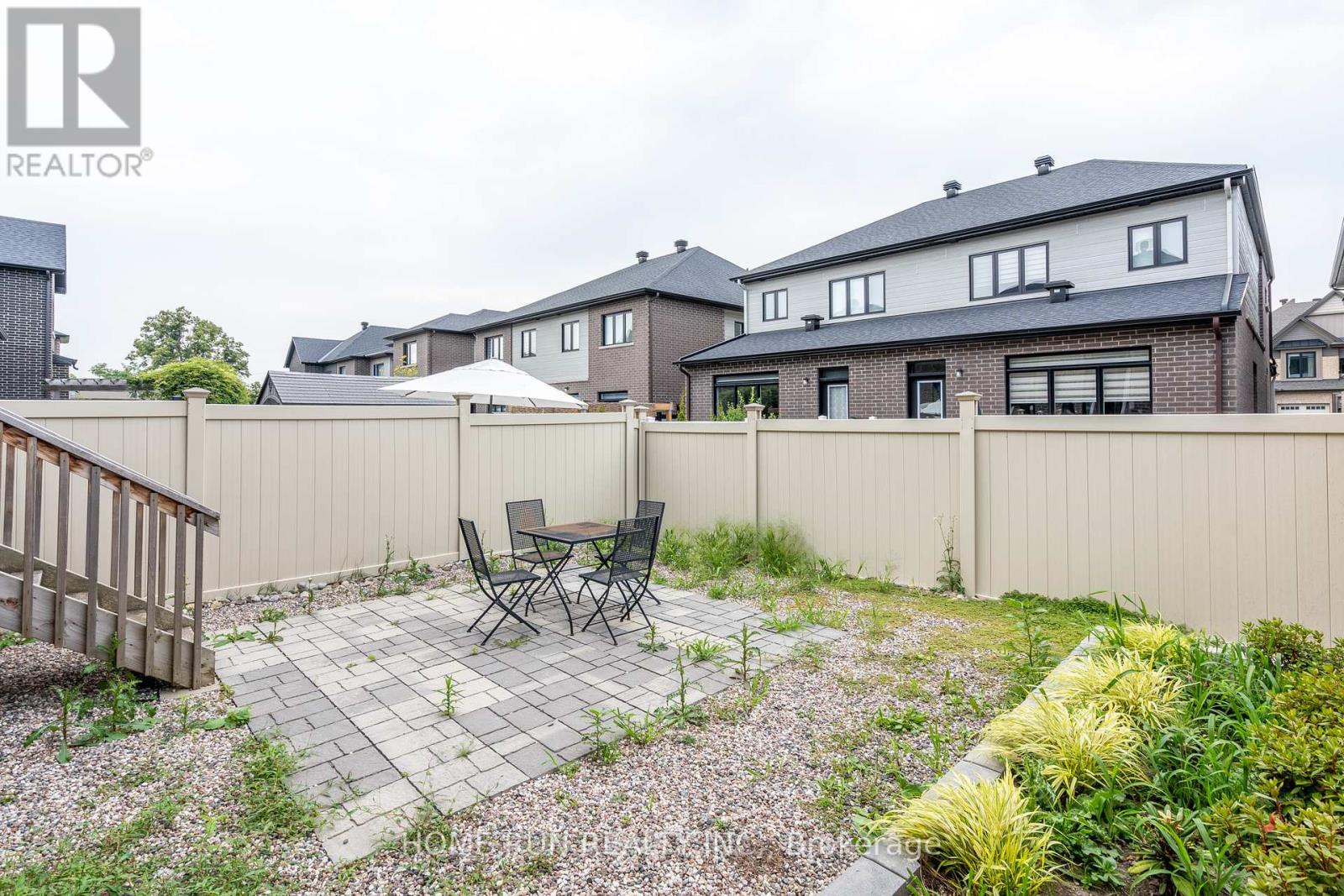 323 LYSANDER PLACE Ottawa