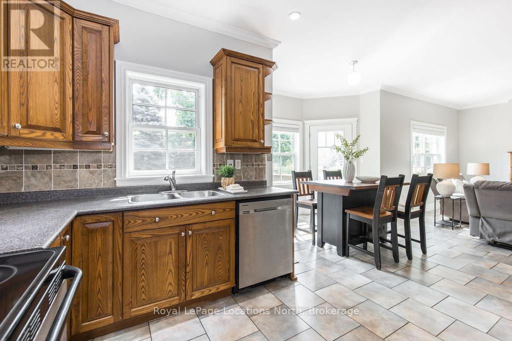 75 Edward Street E, Clearview, Ontario  L0M 1G0 - Photo 7 - S11930491
