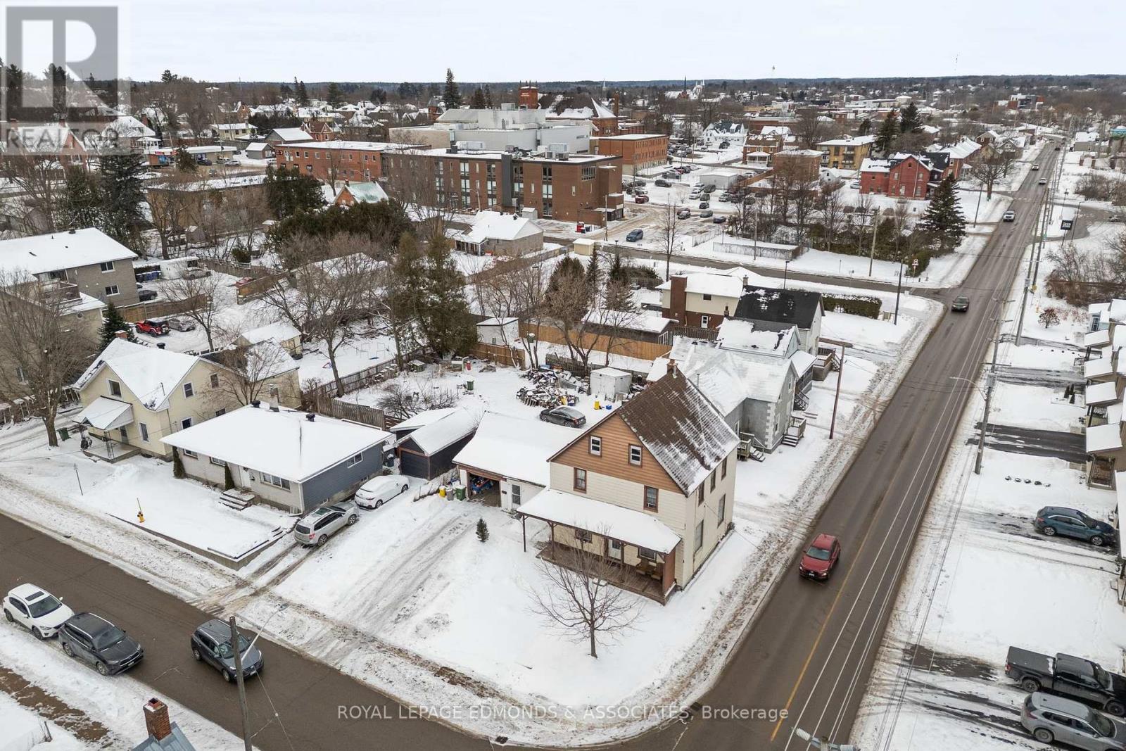 122 Cecelia Street, Pembroke, Ontario  K8A 1R6 - Photo 4 - X11930510