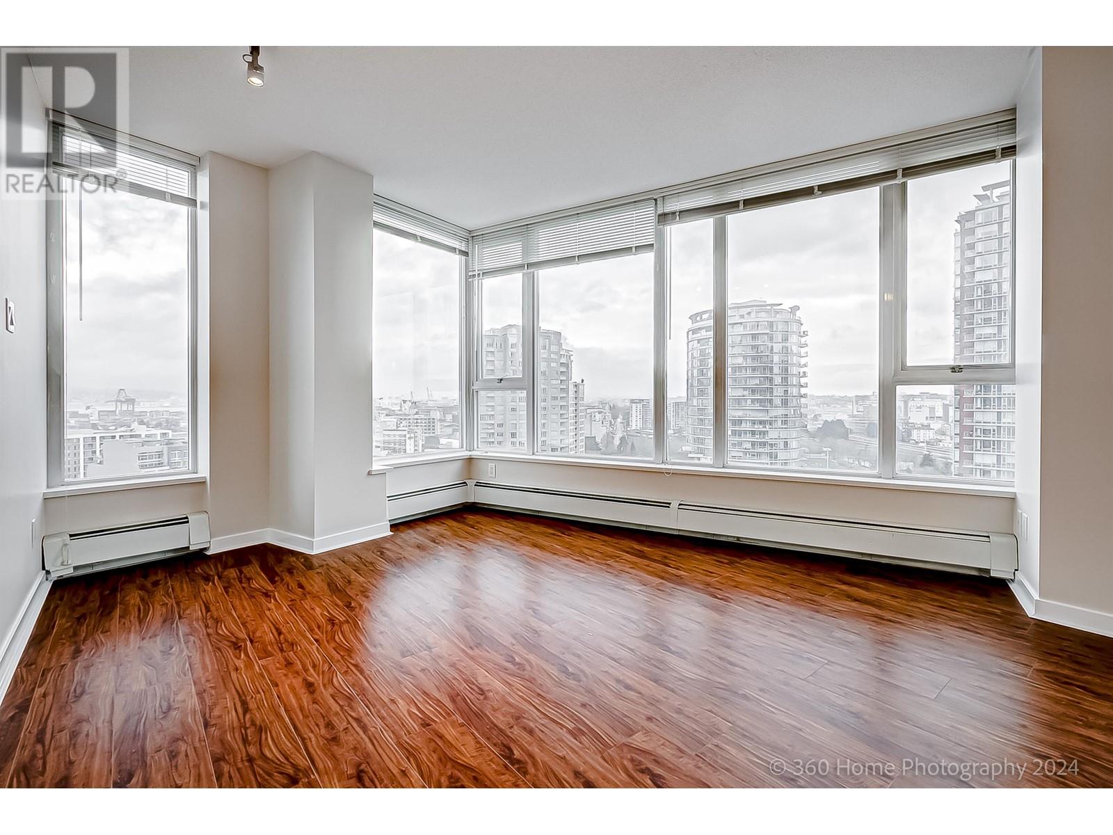 Listing Picture 4 of 39 : 2105 188 KEEFER PLACE, Vancouver / 溫哥華 - 魯藝地產 Yvonne Lu Group - MLS Medallion Club Member
