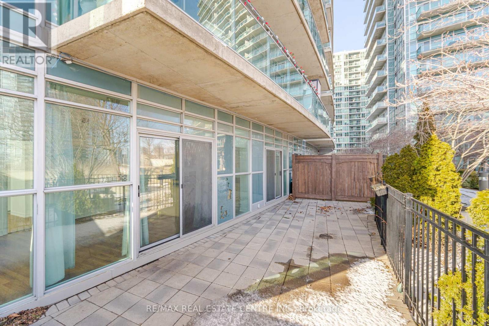 403 - 155 Legion Road N, Toronto, Ontario  M8Y 0A7 - Photo 24 - W11930486