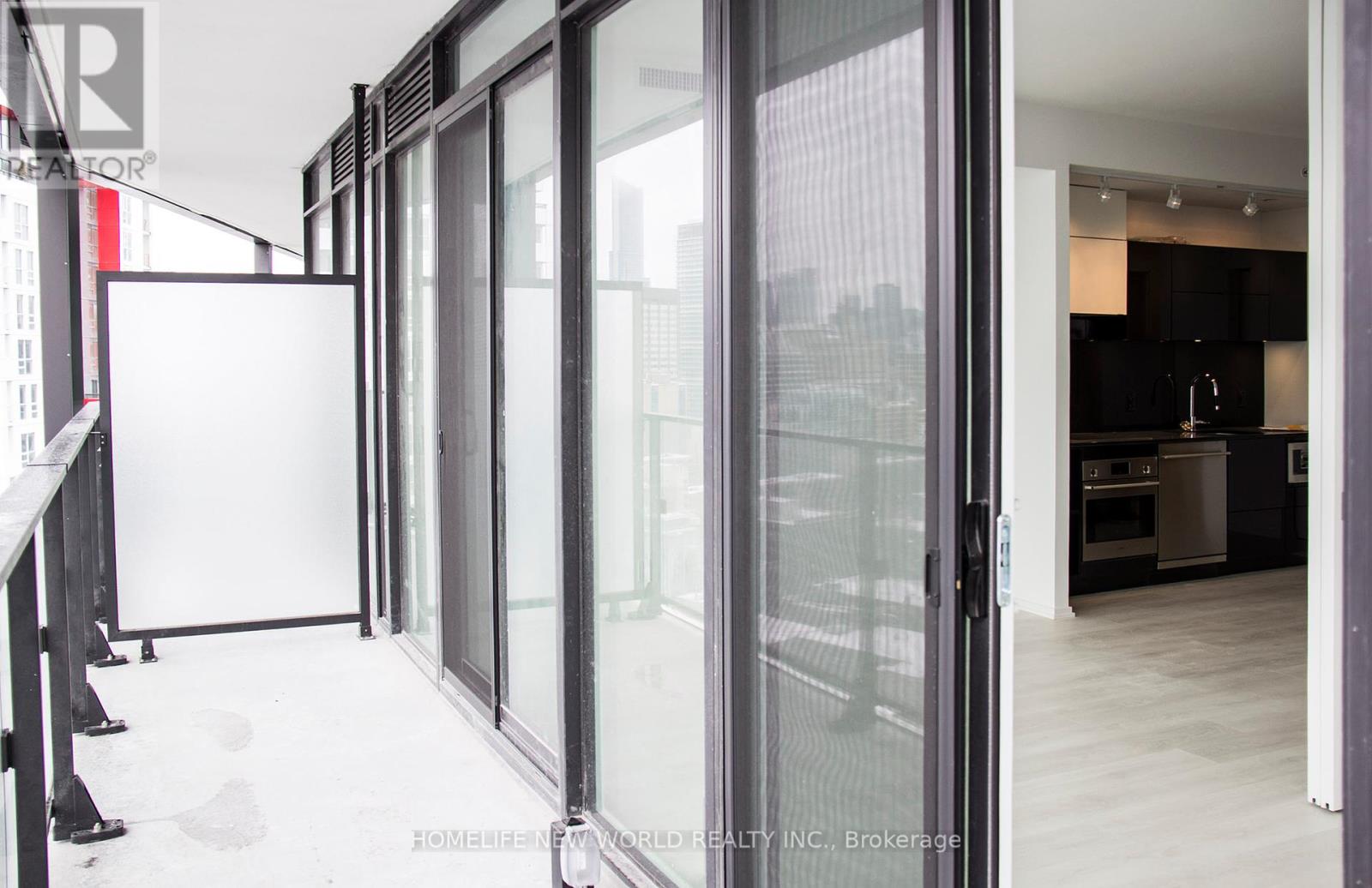 2204 - 125 Peter Street, Toronto, Ontario  M5V 0M2 - Photo 11 - C11930522