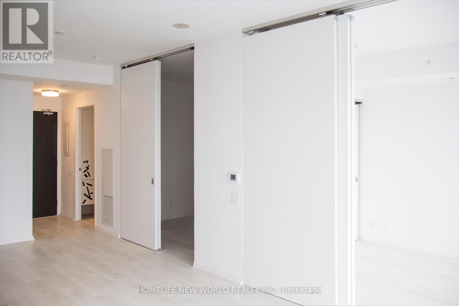 2204 - 125 Peter Street, Toronto, Ontario  M5V 0M2 - Photo 7 - C11930522