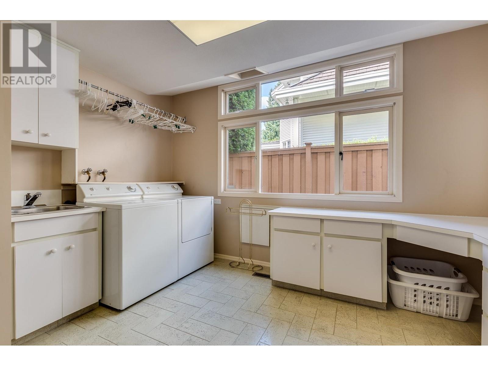 412 Walker Street, Coquitlam, British Columbia  V3K 4E3 - Photo 12 - R2957722