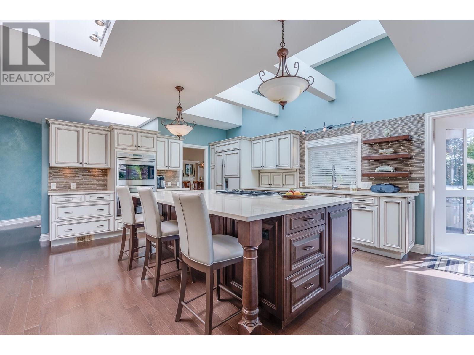 412 Walker Street, Coquitlam, British Columbia  V3K 4E3 - Photo 15 - R2957722