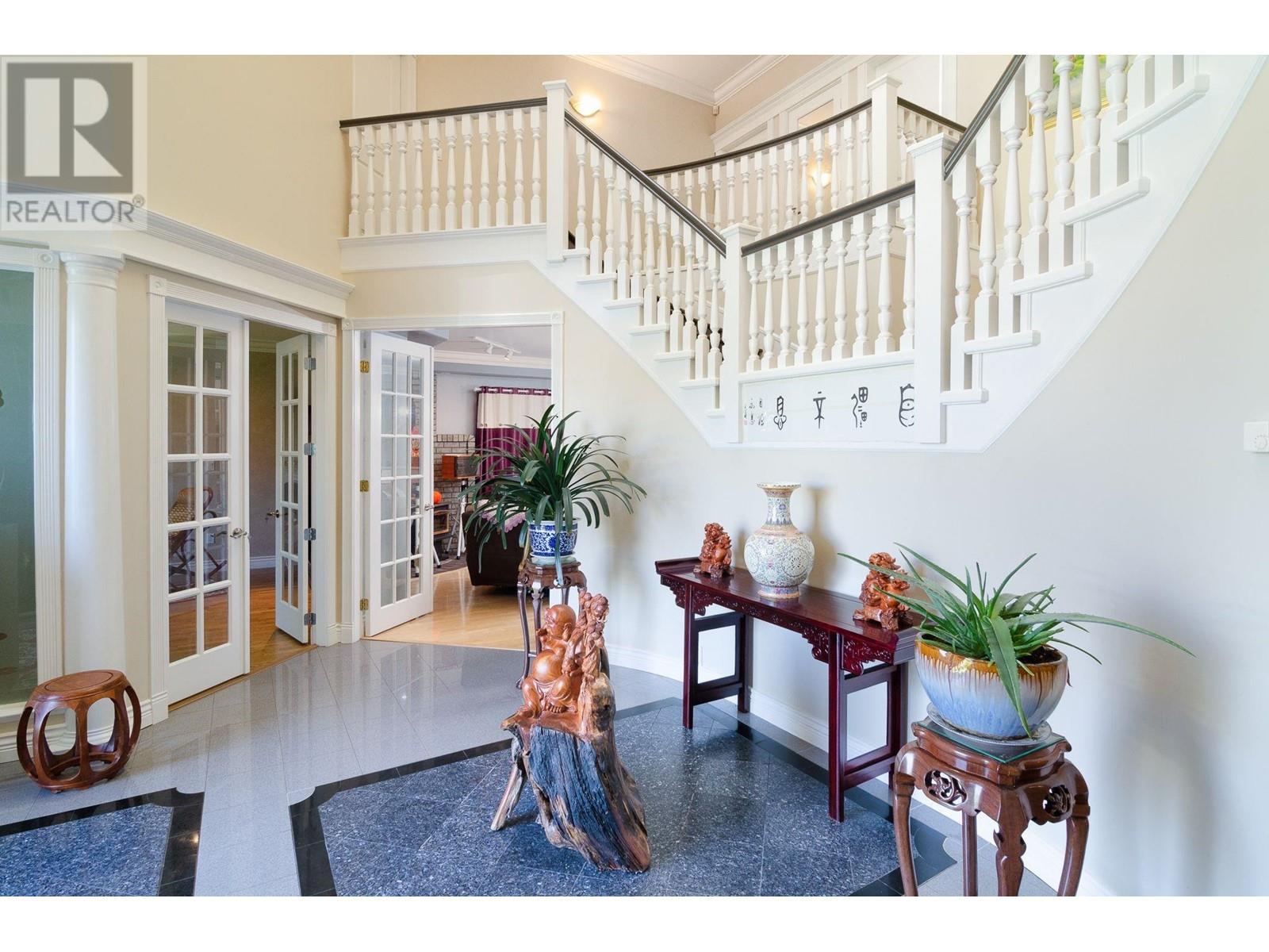 Property at 6760 BRANTFORD AVENUE image 4