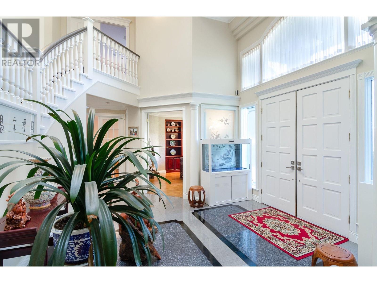 Property at 6760 BRANTFORD AVENUE image 3