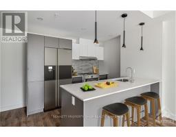 513 - 600 MOUNTAINEER, Ottawa, Ontario