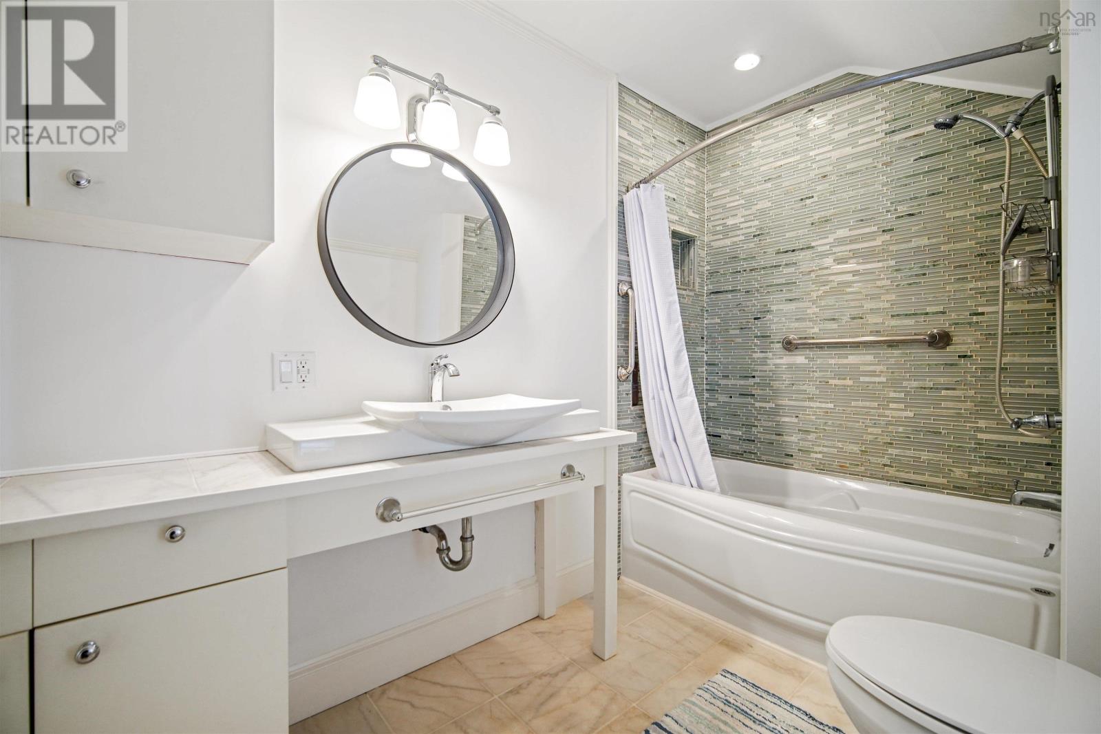 66 Shore Road, Dartmouth, Nova Scotia  B3A 1A3 - Photo 25 - 202500580