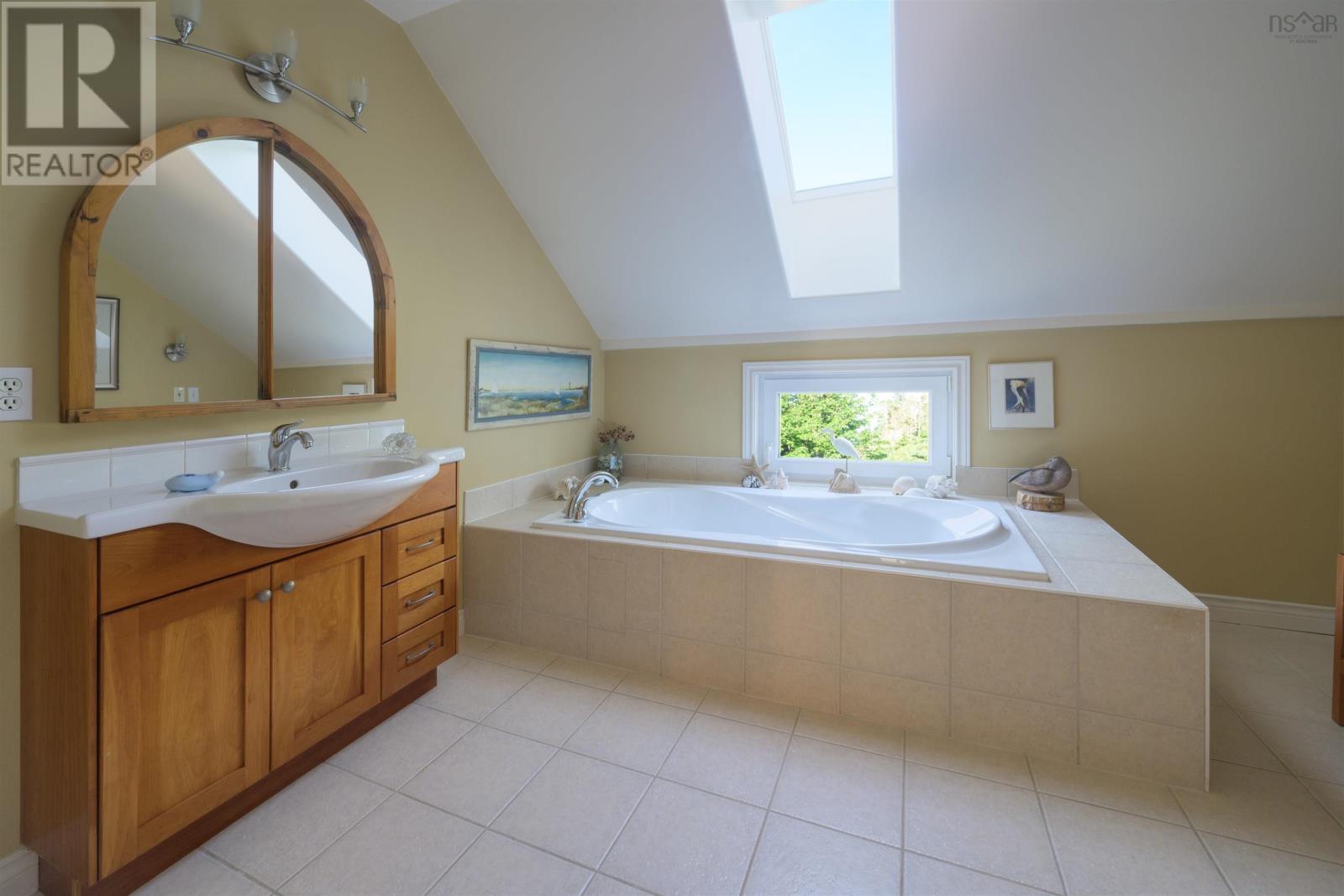 55 Lintlops Road, Murphy Cove, Nova Scotia  B0J 3H0 - Photo 29 - 202500968