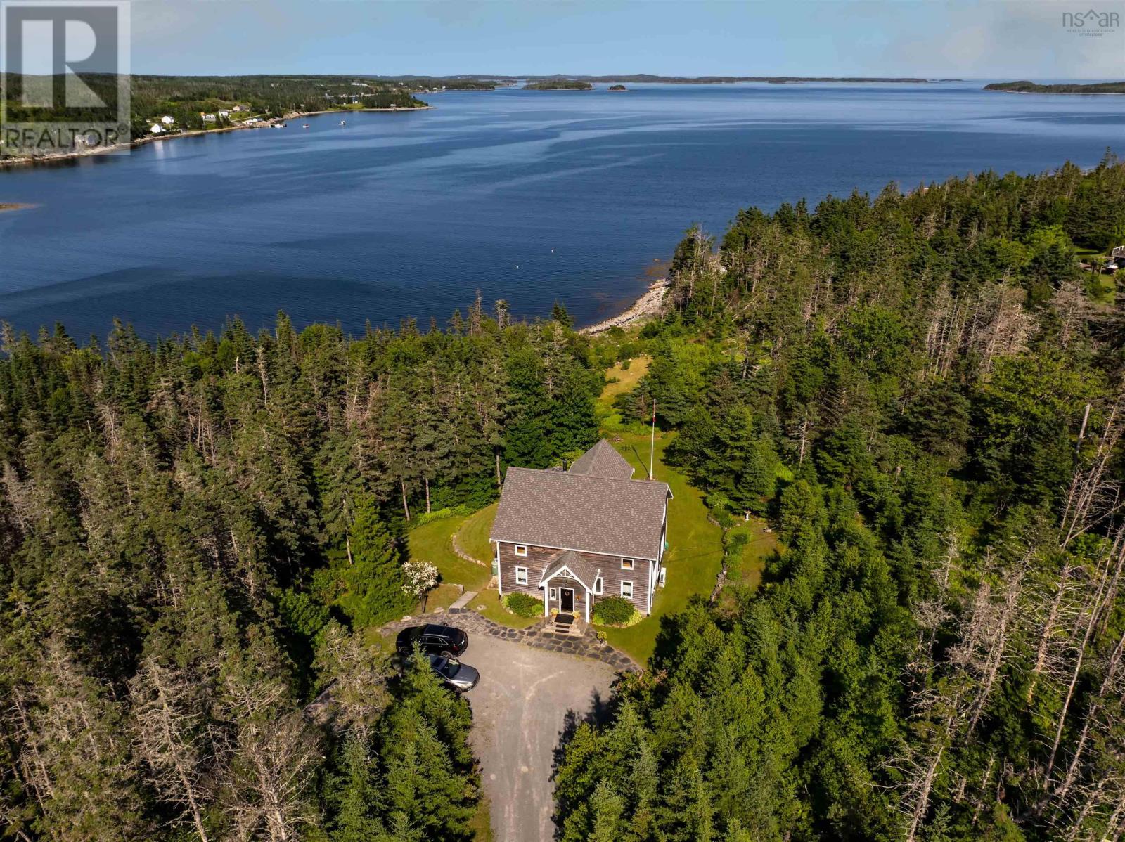 55 Lintlops Road, Murphy Cove, Nova Scotia  B0J 3H0 - Photo 4 - 202500968