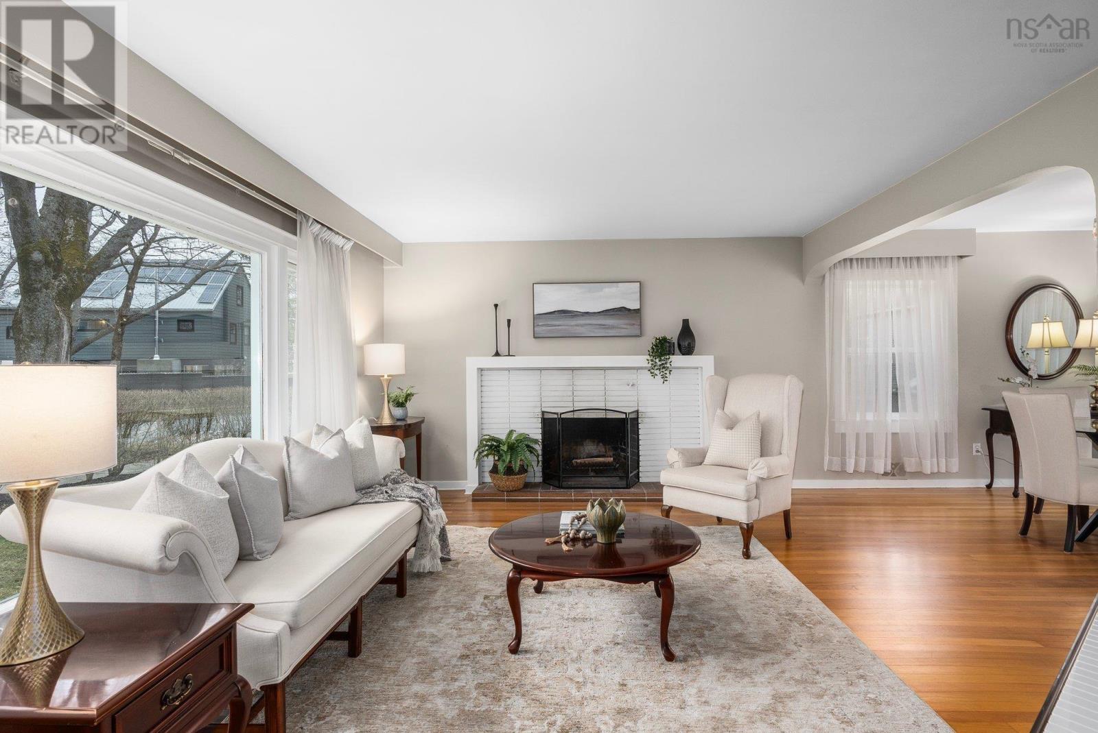 6138 & 6140 Inglis Street, Halifax, Nova Scotia  B3H 1L7 - Photo 5 - 202500978