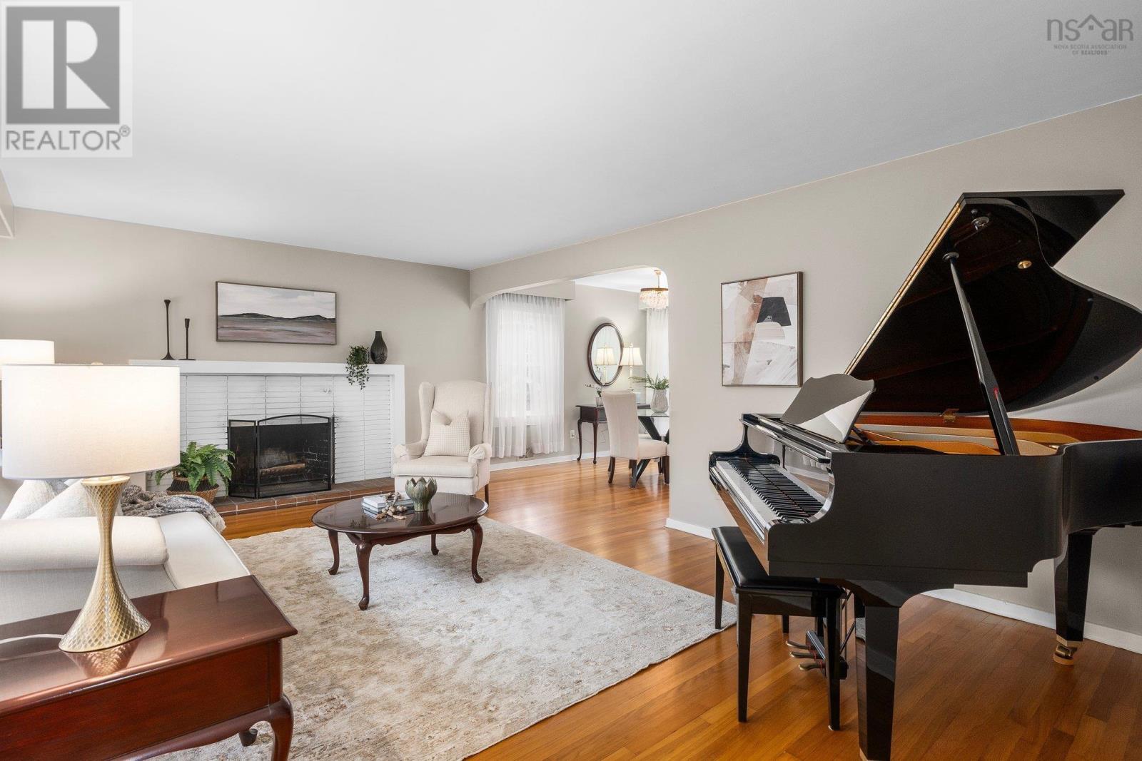 6138 & 6140 Inglis Street, Halifax, Nova Scotia  B3H 1L7 - Photo 6 - 202500978