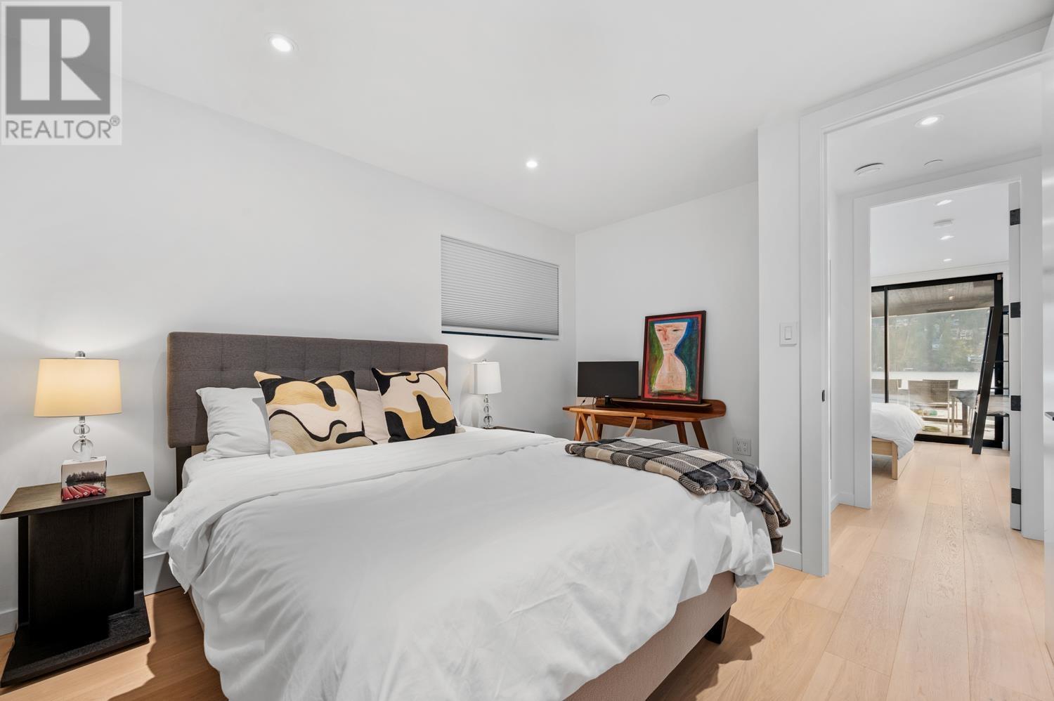 28x0 Panorama Drive, North Vancouver, British Columbia  V7G 1V6 - Photo 15 - R2957730