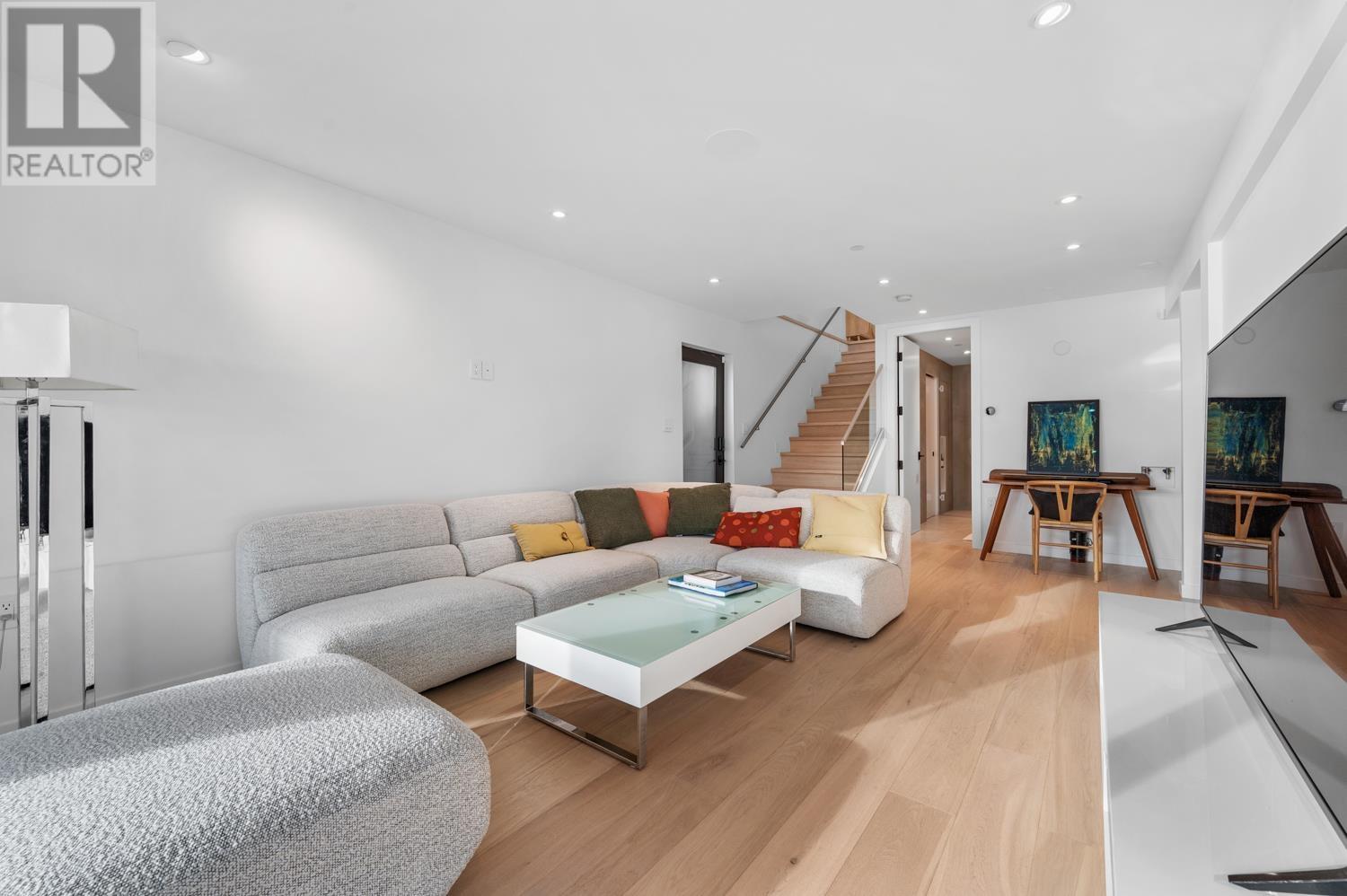 28x0 Panorama Drive, North Vancouver, British Columbia  V7G 1V6 - Photo 20 - R2957730