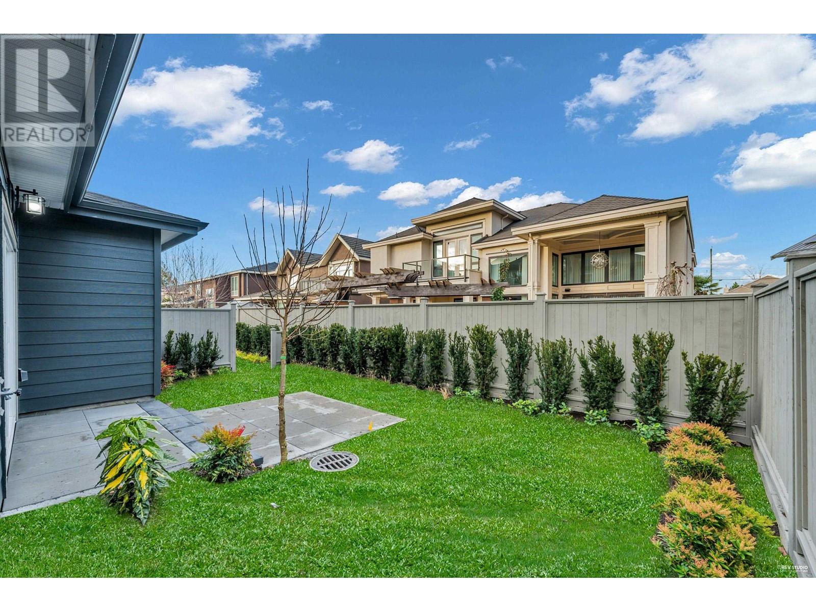 Listing Picture 34 of 36 : 101 8233 WILLIAMS ROAD, Richmond / 烈治文 - 魯藝地產 Yvonne Lu Group - MLS Medallion Club Member