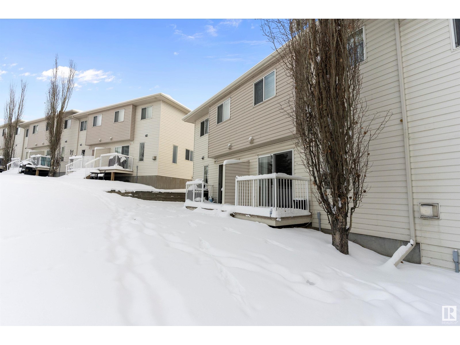 Property at #3 451 HYNDMAN CR NW NW image 5