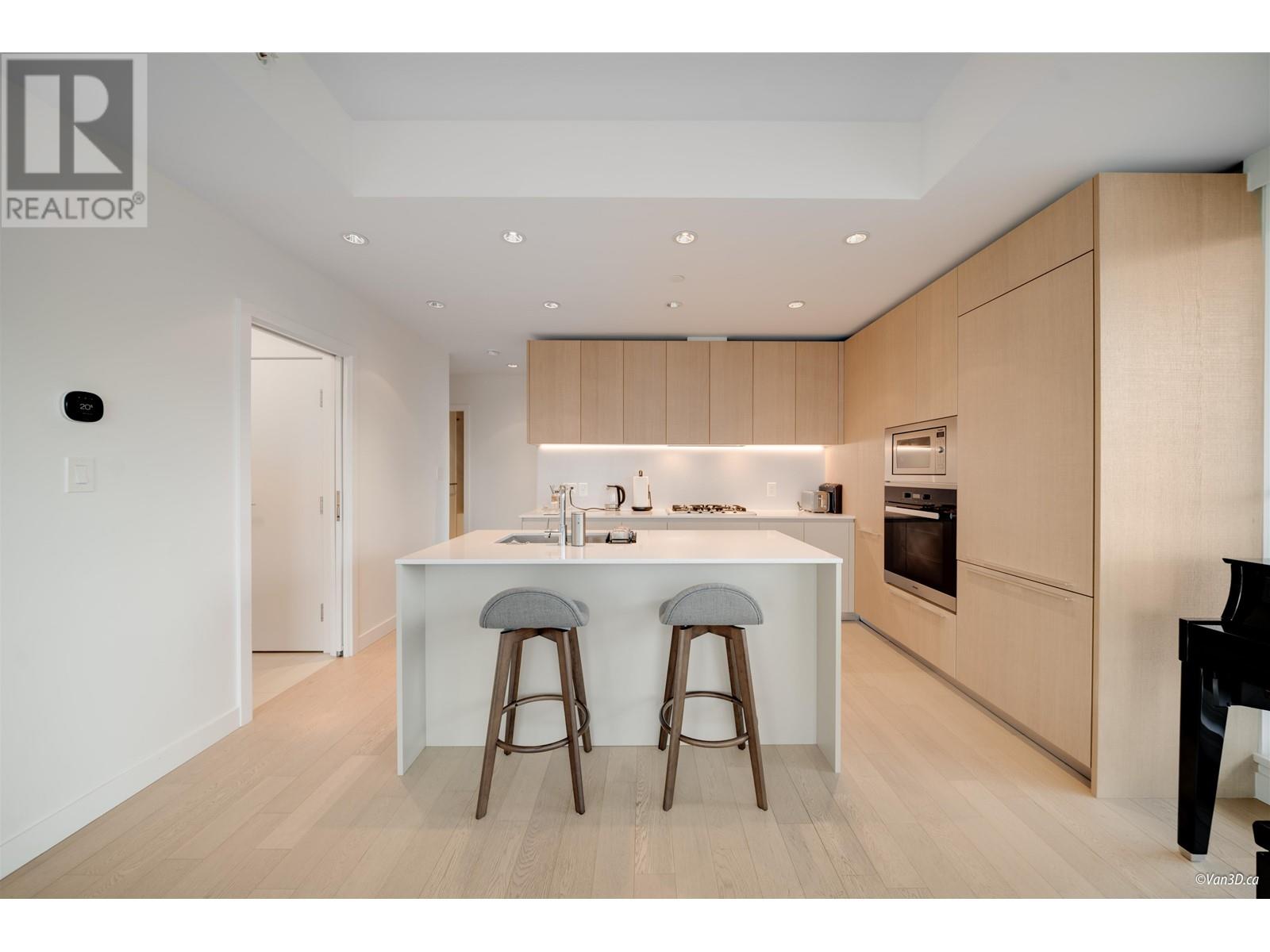 Listing Picture 6 of 27 : 712 6622 PEARSON WAY, Richmond / 烈治文 - 魯藝地產 Yvonne Lu Group - MLS Medallion Club Member